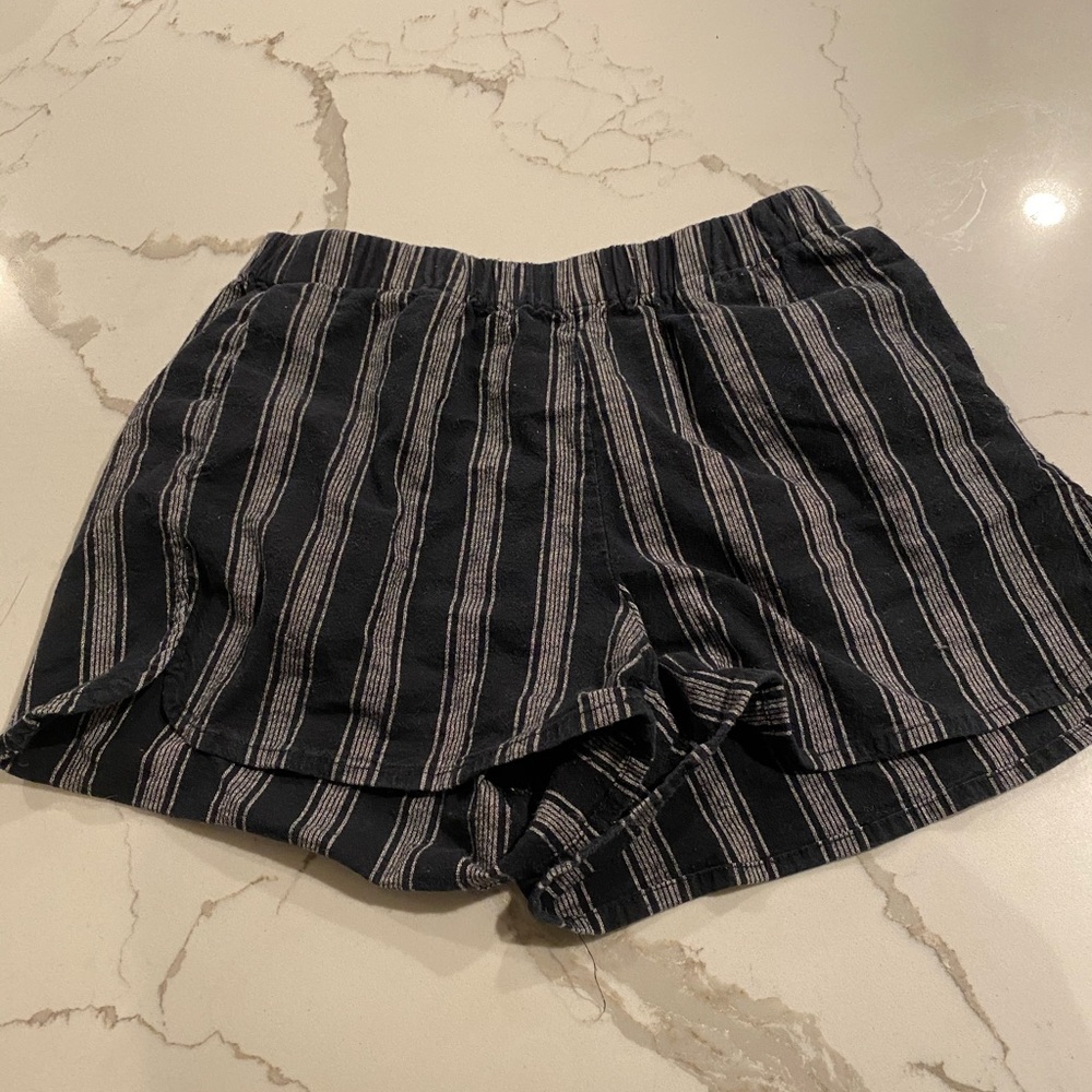 bm striped shorts